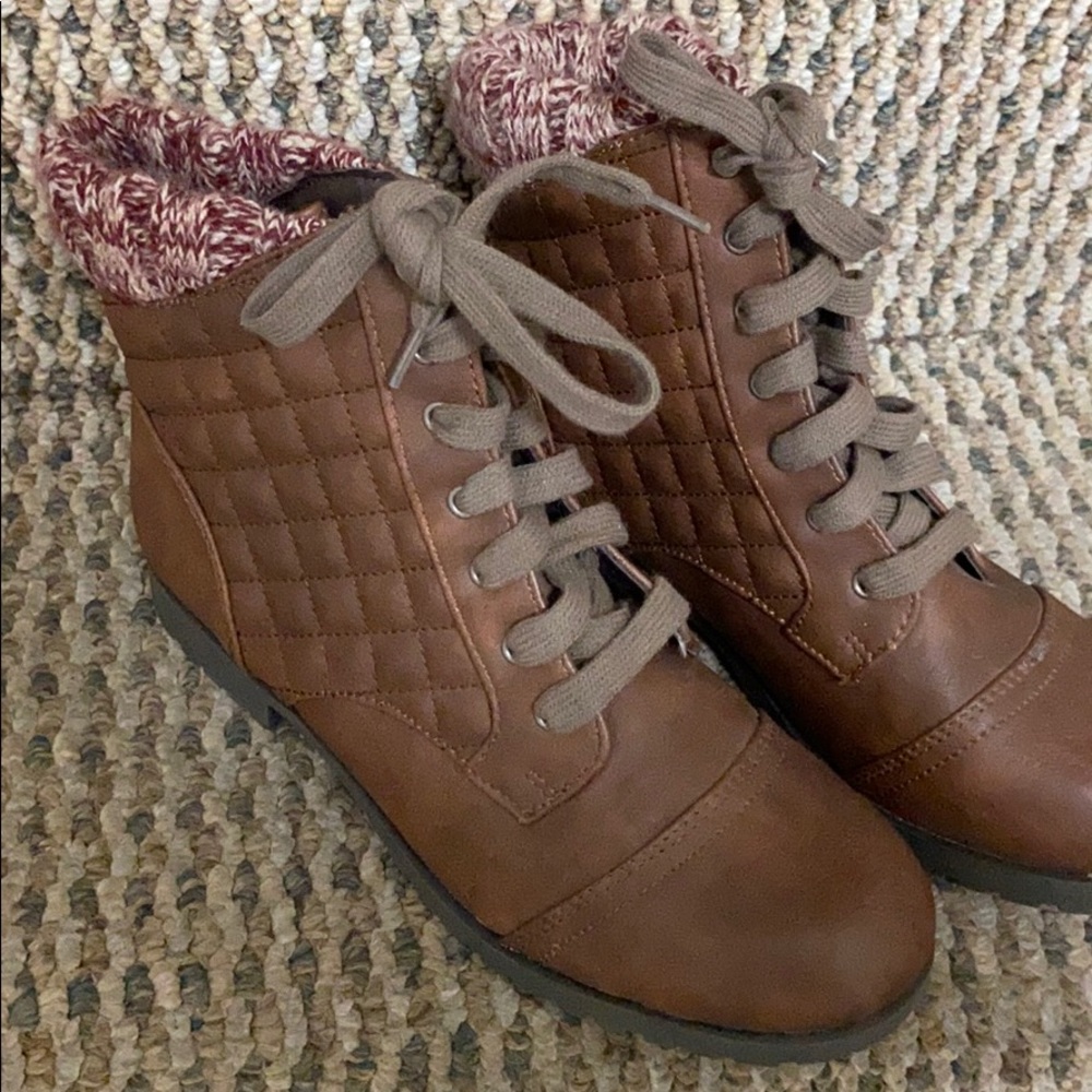 Women’s Fall Combat Boots Sz 6.5
